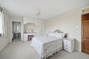 Guest bedroom- click for photo gallery